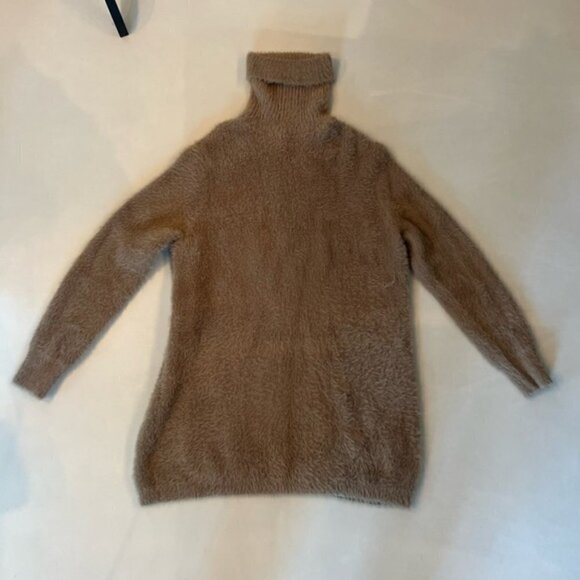 Zara Fuzzy Oversized Turtleneck - Picture 7 of 10